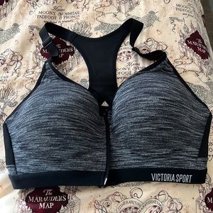 Brand new Victorias Secret Sports Bra